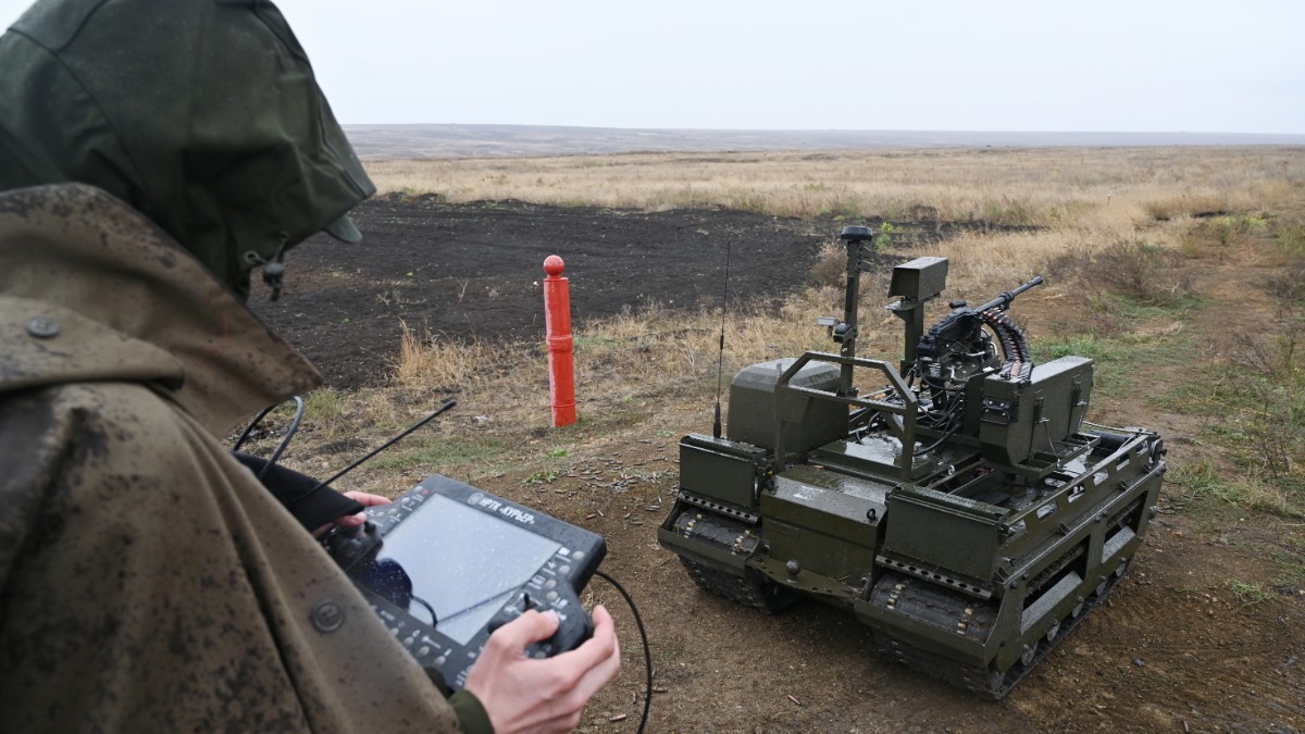 От американцев много шума: какое необычное оружие использовали раньше и применяют сейчас