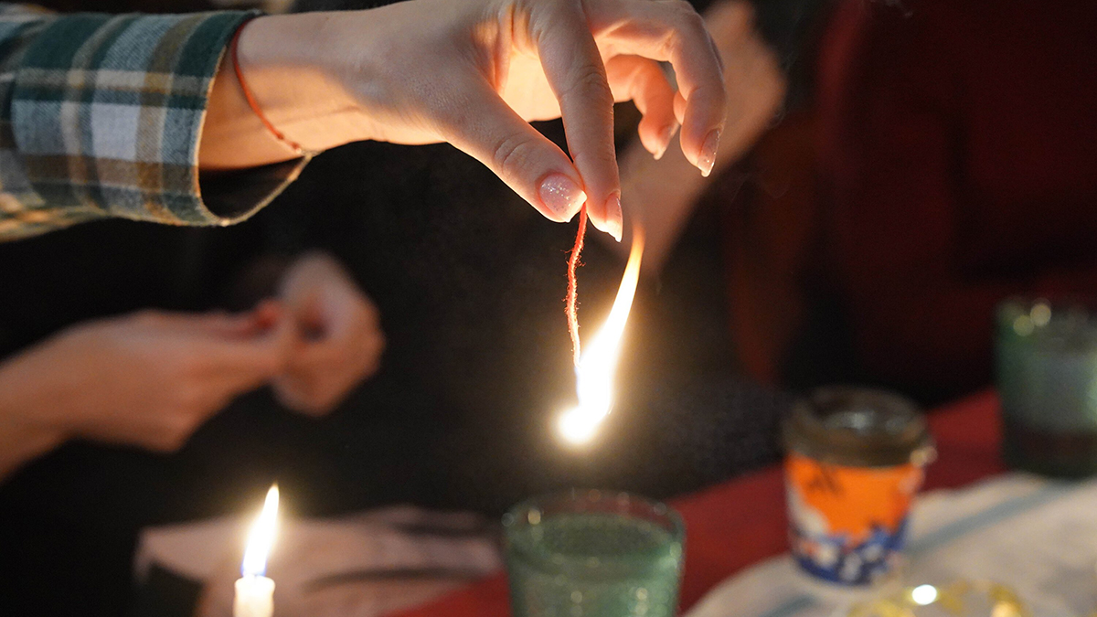 В РПЦ назвали святочные гадания грехом и безумием