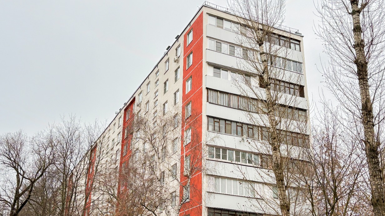 В Рязанском районе завершился капитальный ремонт дома 1968 года постройки