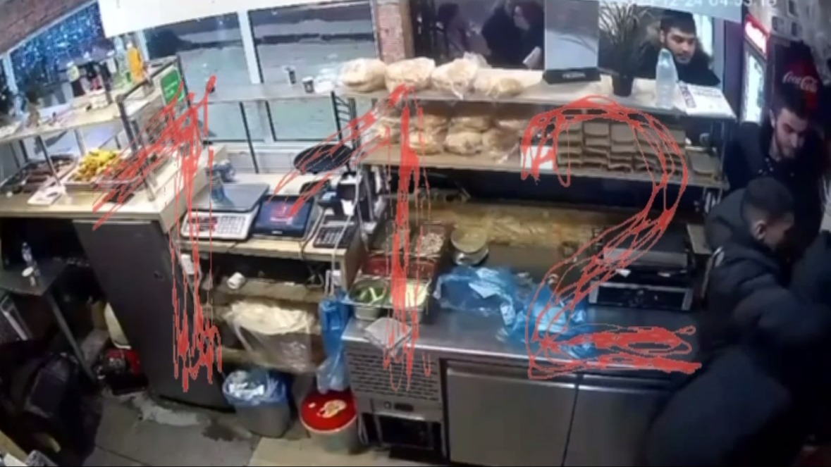 112: Посетитель кафе в Уфе избил сотрудника из-за невкусной шаурмы