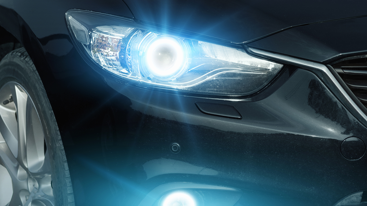 Лишать прав хотят за ксеноновые фары: в чем суть инициативы, какой штраф сейчас, введут ли новый закон