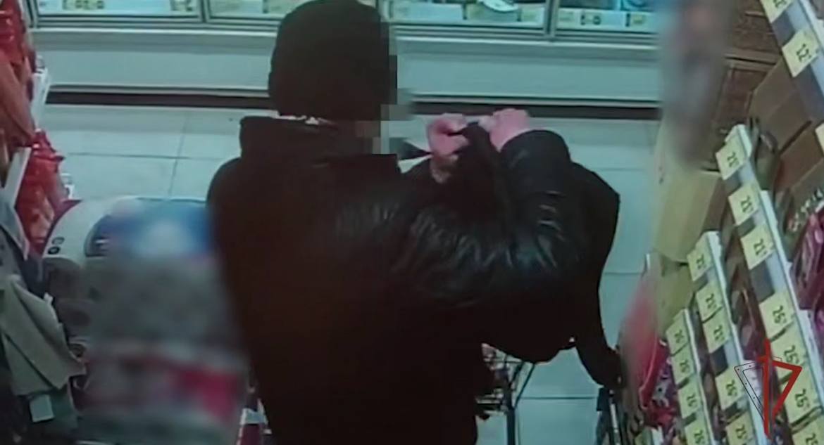 Вор-рецидивист украл девять пачек масла из магазина в Подмосковье