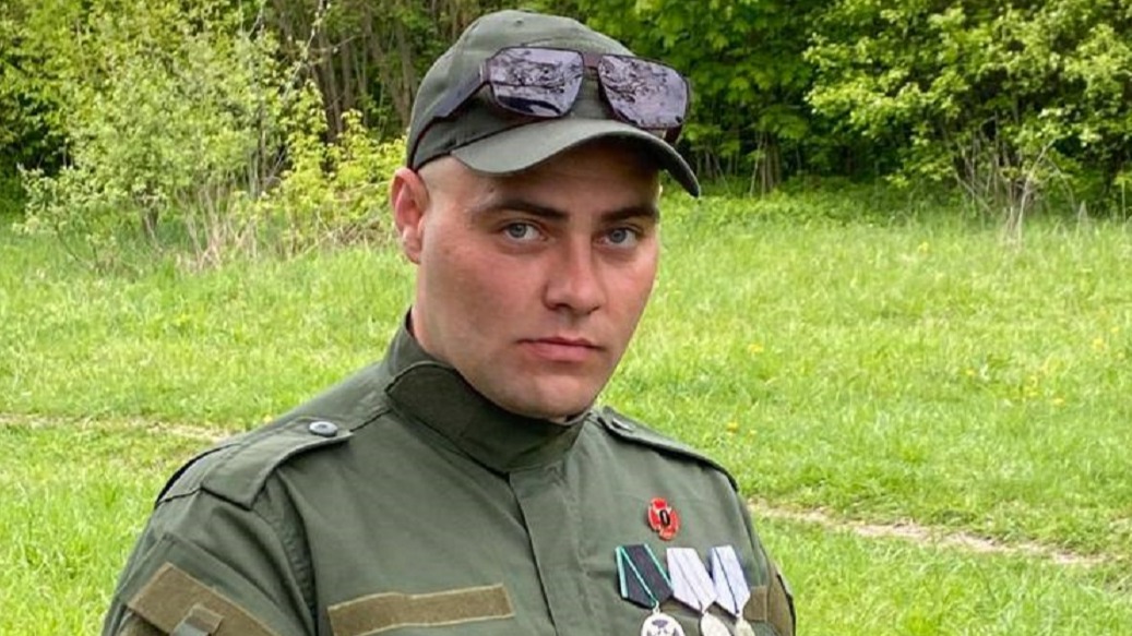 После серьезного ранения Павел Скалкин не оставил службу, работал в группе эвакуации