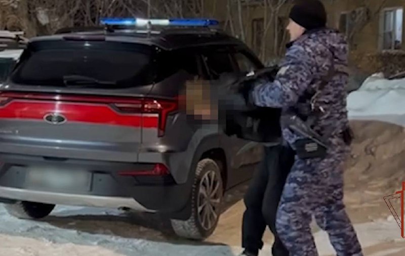 Пьяный бывший зэк напал с ножом на сожительницу в Подмосковье