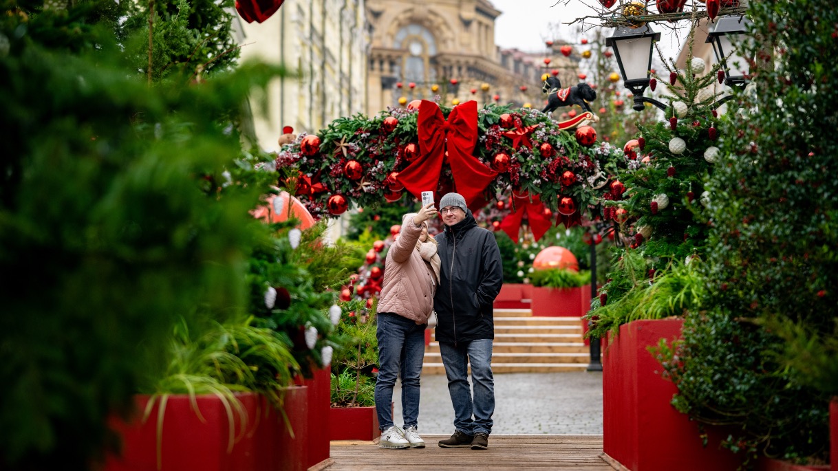 «Зима в Москве»: праздничные локации продолжают радовать горожан и гостей столицы
