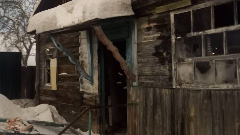 Двое детей погибли при пожаре в частном доме в Серпухове