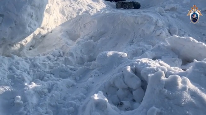 10-летний ребенок задохнулся в сугробе в Красноярском крае