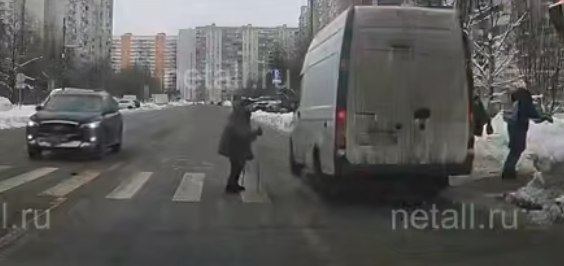 Водителя «газели», который чуть не сбил пенсионерку в Зеленограде, оштрафовали