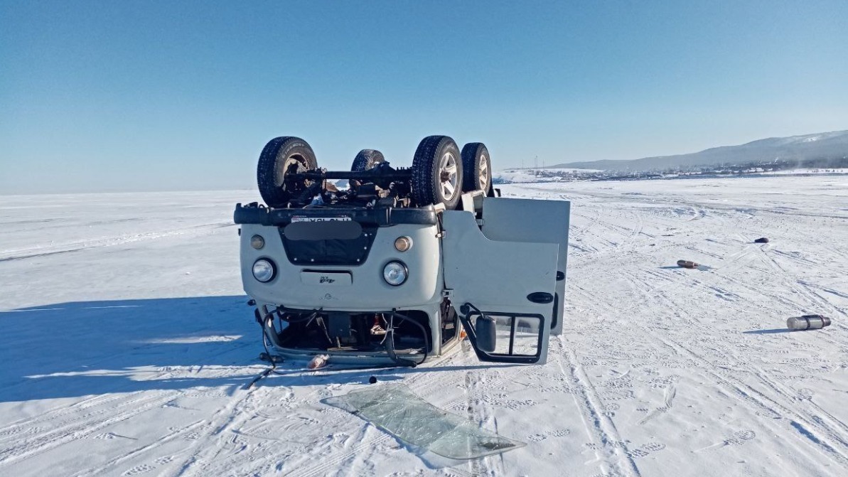УАЗ с китайскими туристами перевернулся на Байкале: сколько жертв, безопасны ли такие поездки, причина