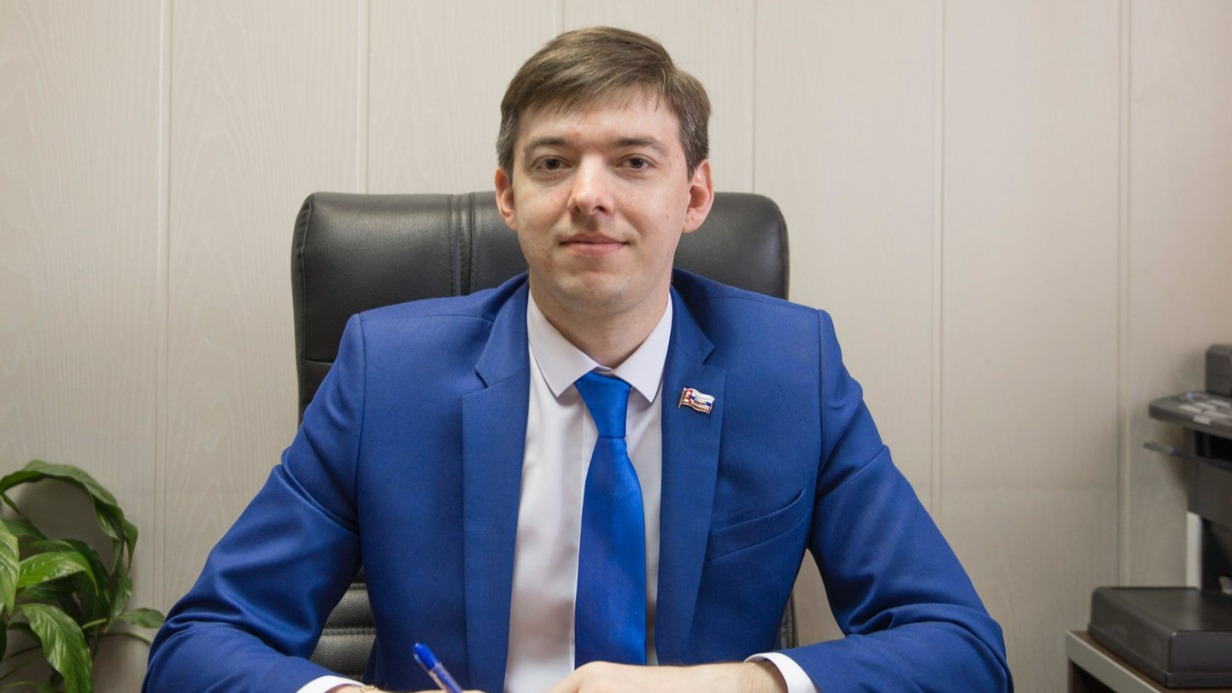 Директор ОКЦ СВАО Максим Власкин в своем кабинете. У объединения много планов на этот год