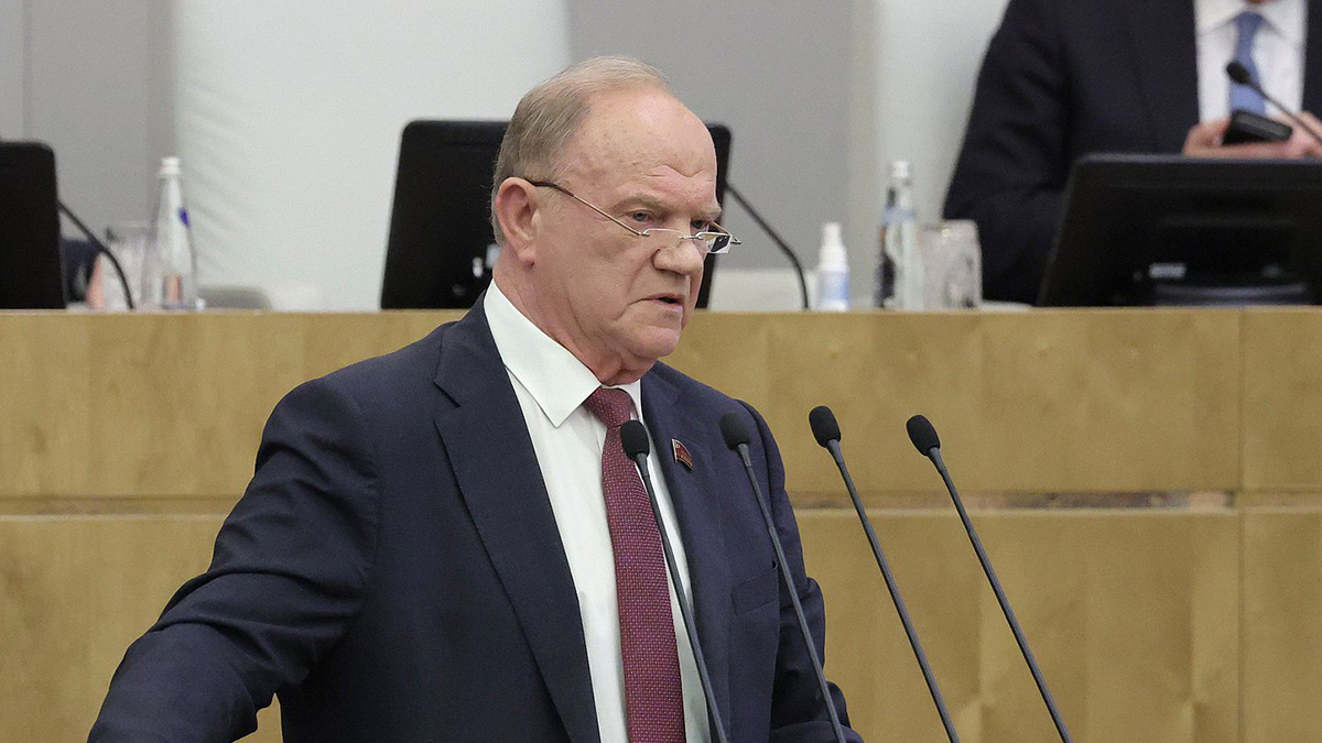 В КПРФ объяснили опасения Зюганова о возможном повторении 1917 года