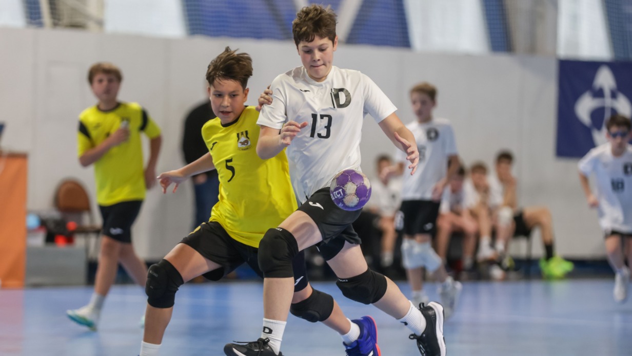 Почти восемь тысяч детей занимаются в спортивных кружках Московского дворца пионеров