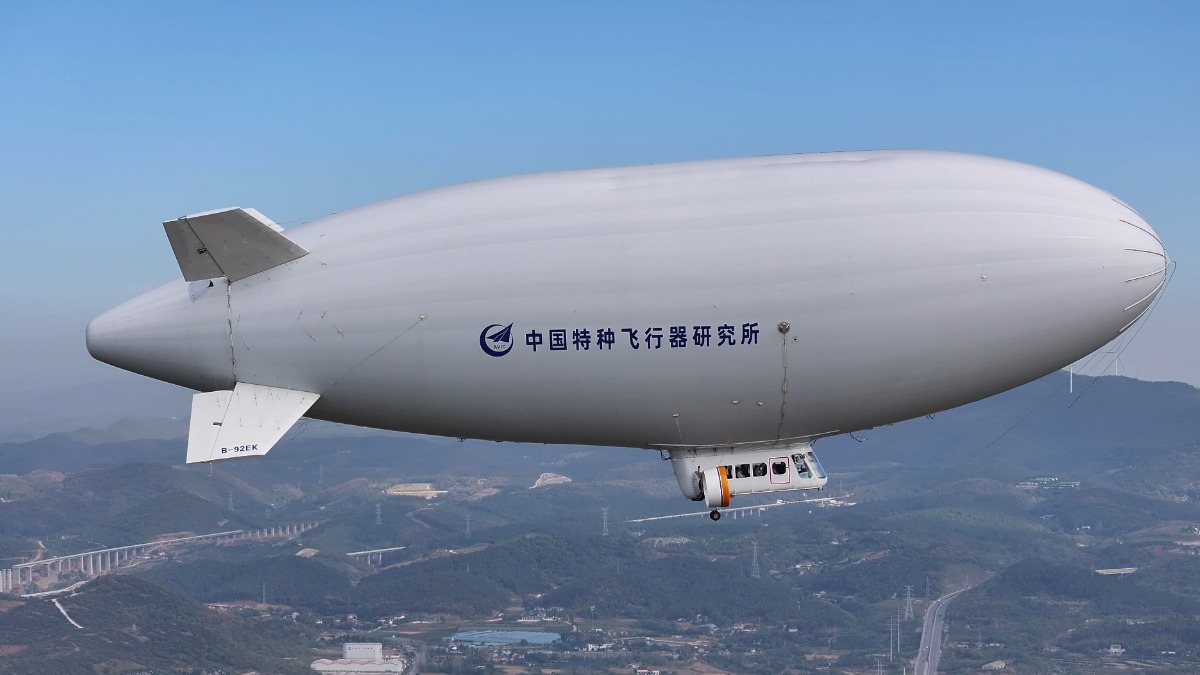 Китайский дирижабль AS700 «Сянъюнь» прозвали «Небесной белухой». Он может стать пионером новой «эры дирижаблей»