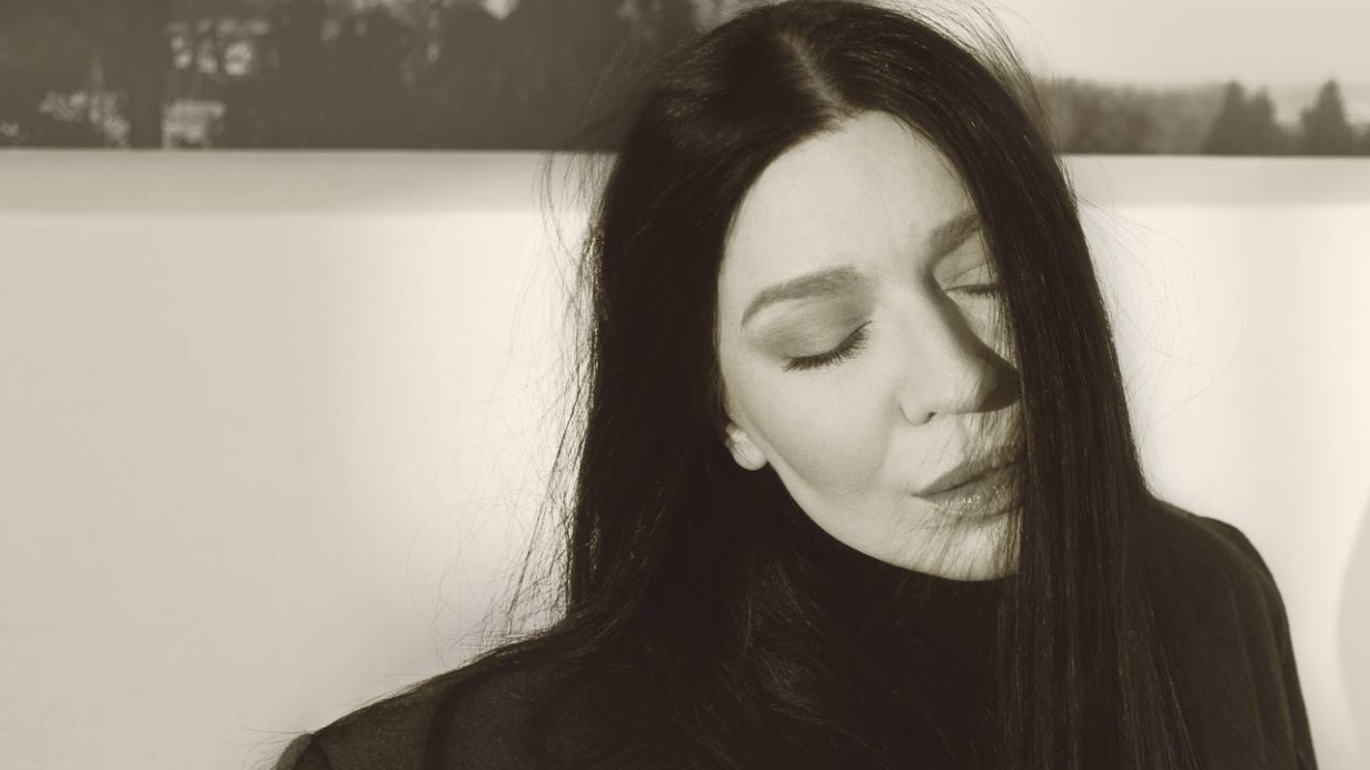 Певица Елка отказалась от украинского гражданства и получила российский паспорт