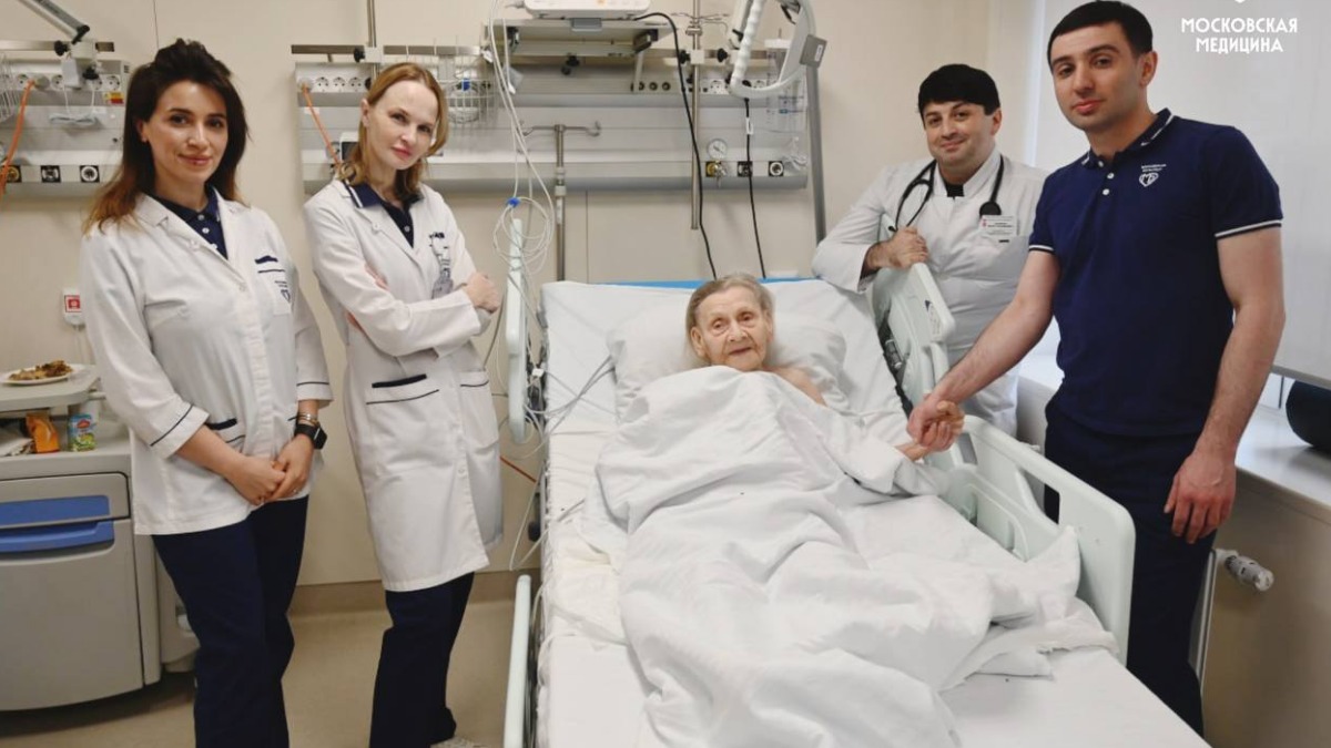 Столичные врачи спасли 100-летнюю долгожительницу