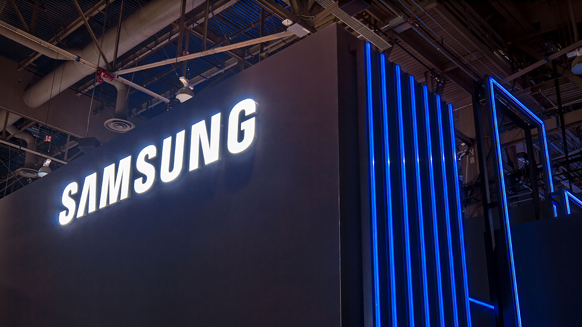 Samsung прекратила продажи смартфона Galaxy Z TriFold в США