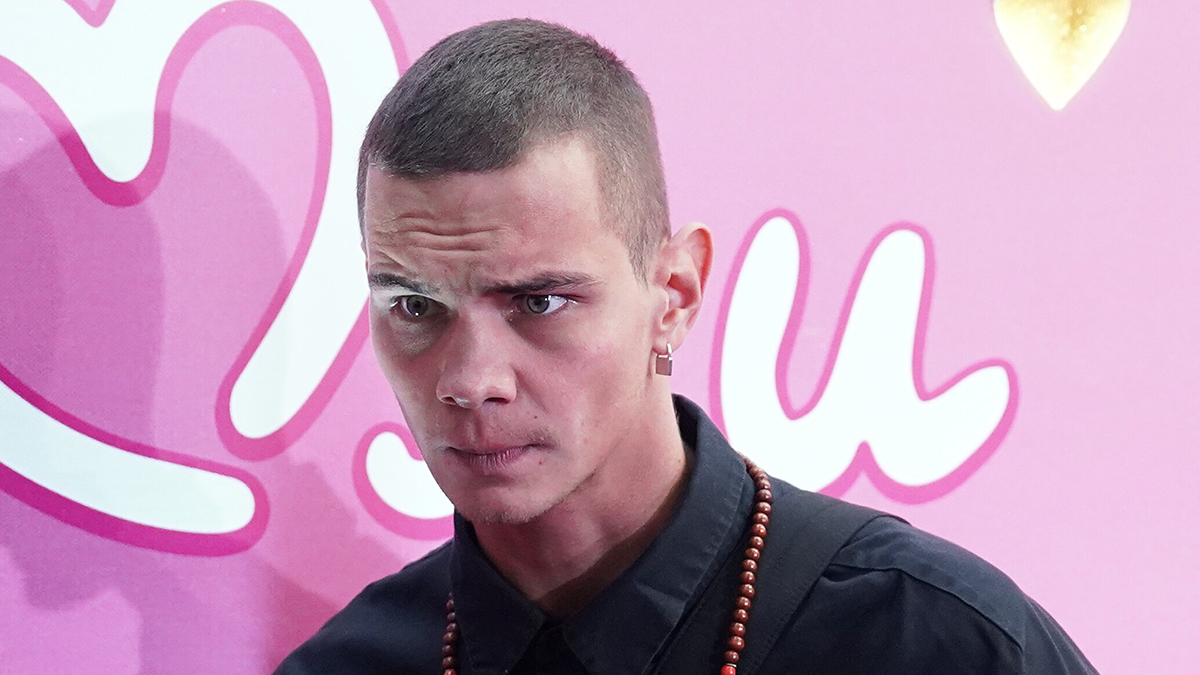 Звезда «Слова пацана» Копейкин рассказал о жизни на 100 рублей в день