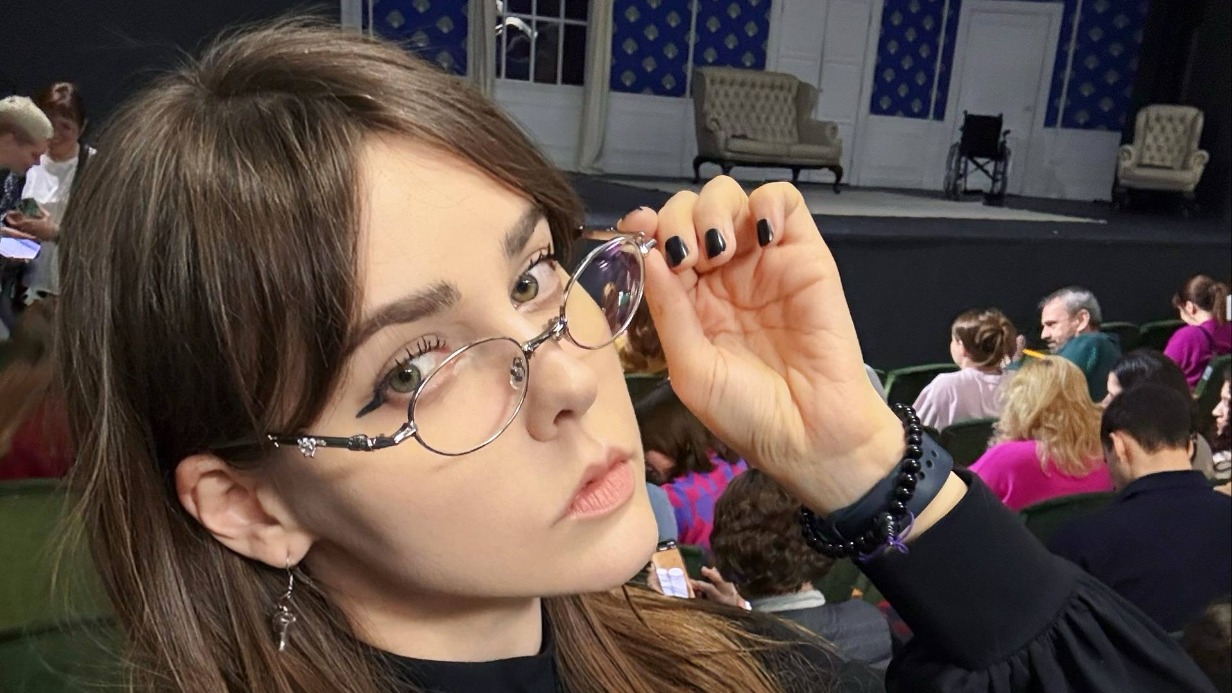 Упоминание российской стримерши Алины Рин нашли в файлах Эпштейна