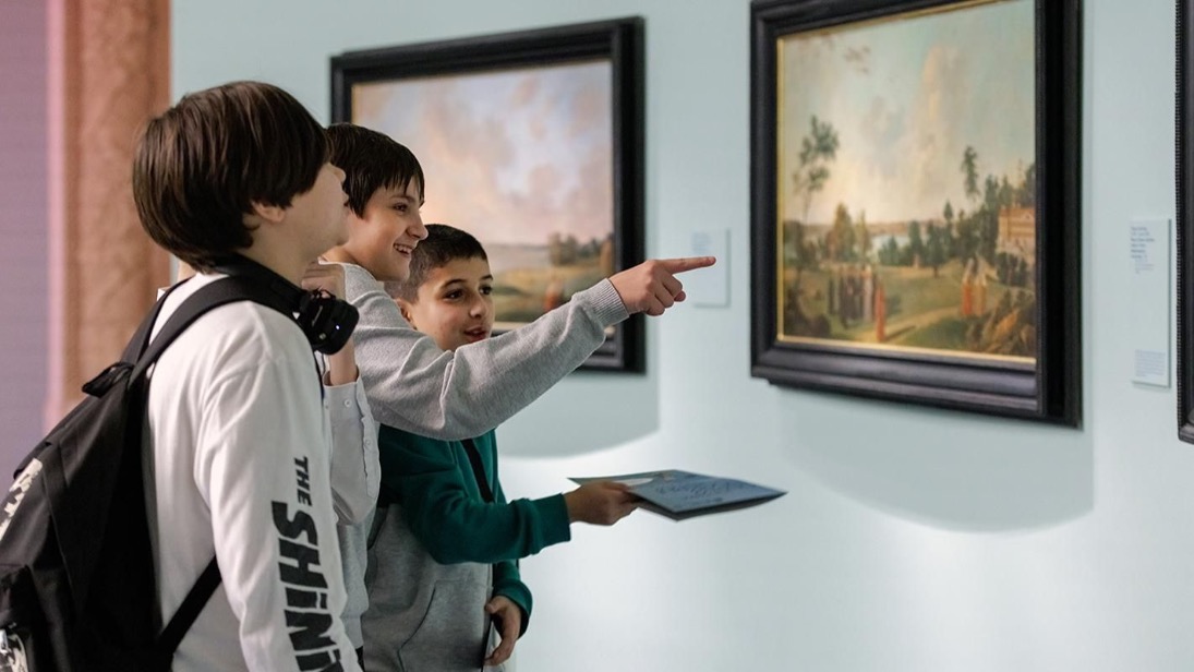 Более 120 тысяч юных москвичей посетили выставку Русского музея на ВДНХ