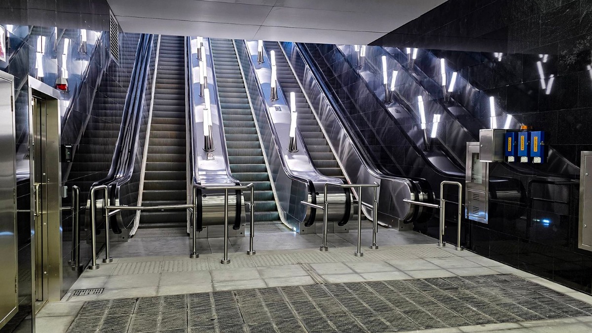 Собянин: Завершено строительство перехода на станции метро «Вавиловская»