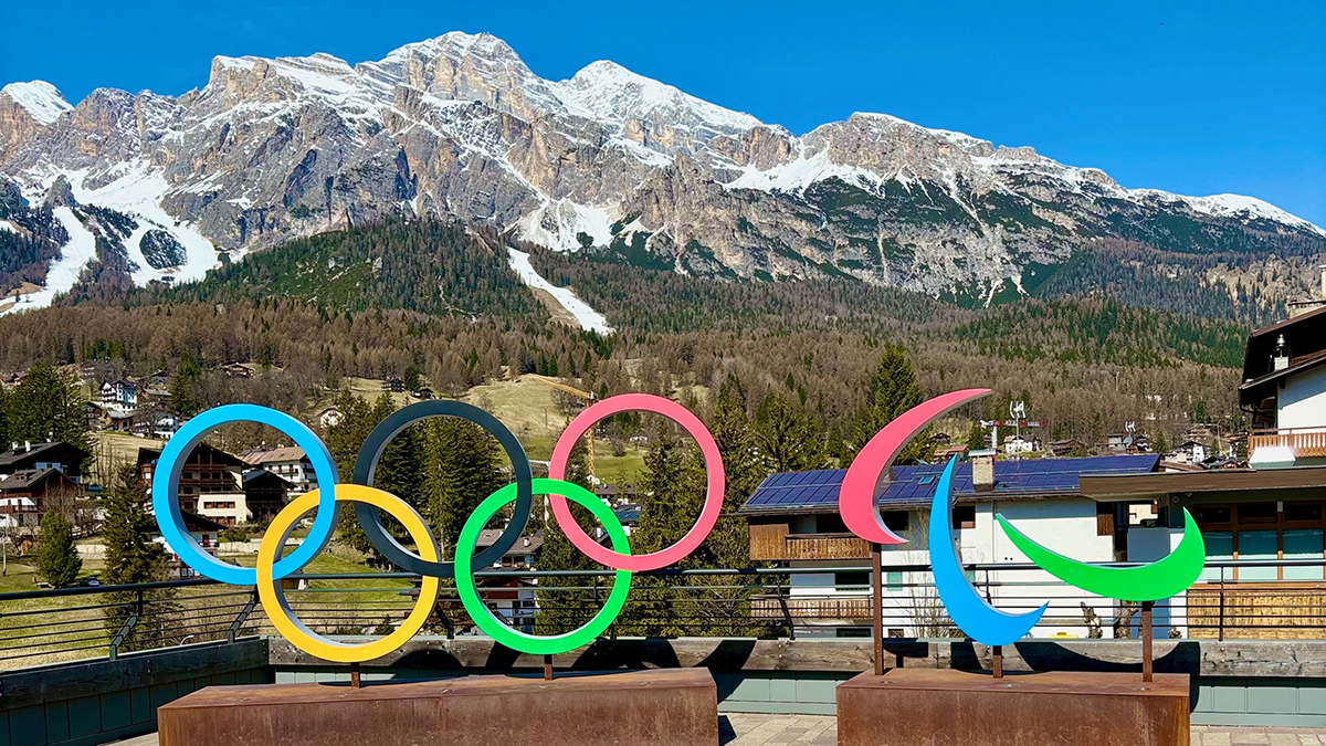 Премьера Италии Мелони заметили дремлющей на церемонии открытия Олимпиады