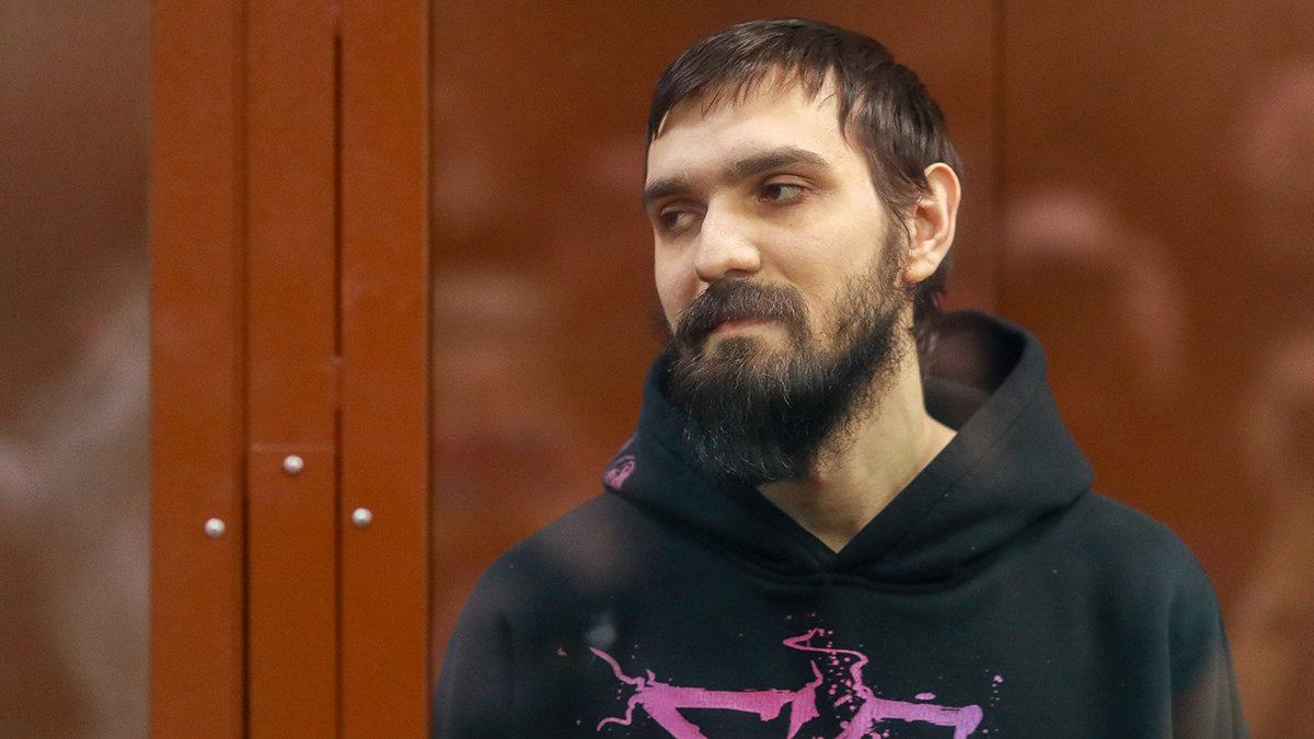 Комик Останин* получил почти шесть лет колонии за шутки на концертах