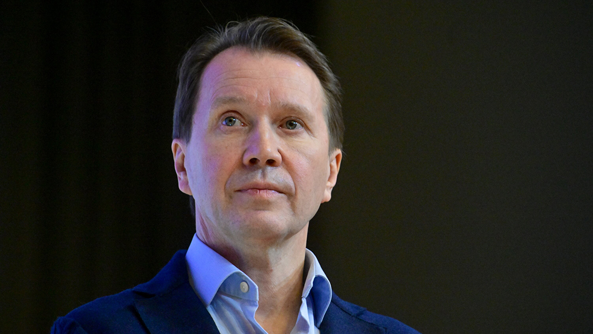 Актер Миронов призвал ввести закон против перекупщиков театральных билетов