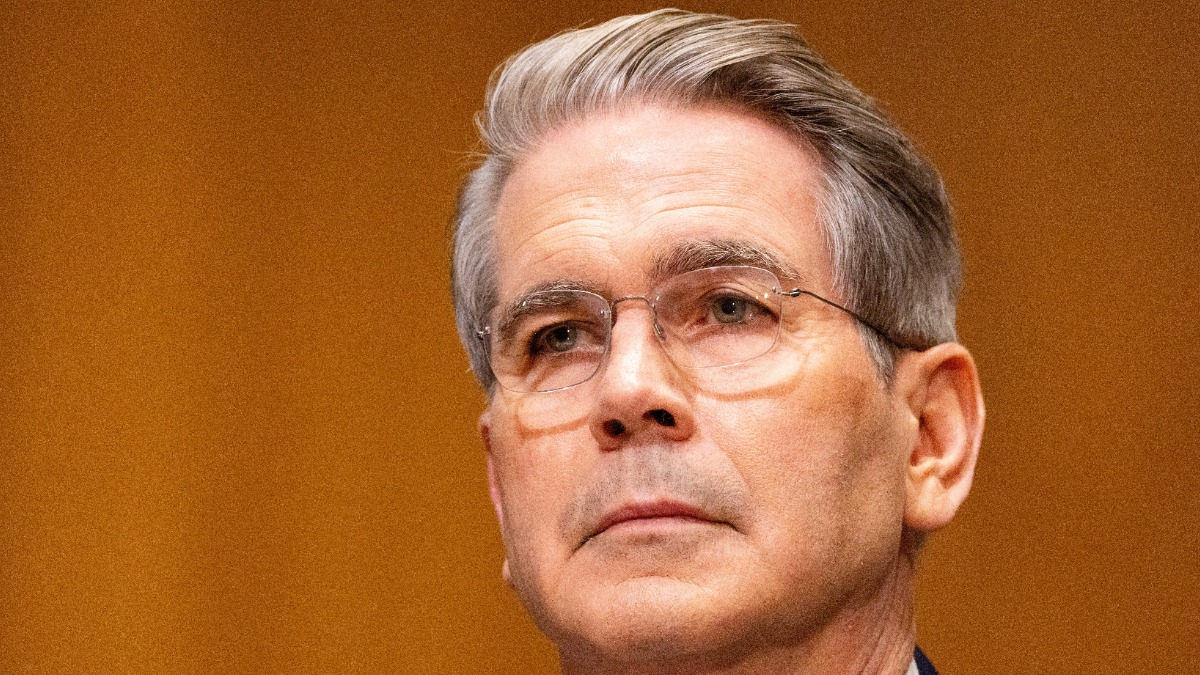 Министр финансов США пригрозил России крупнейшим в истории пакетом санкций