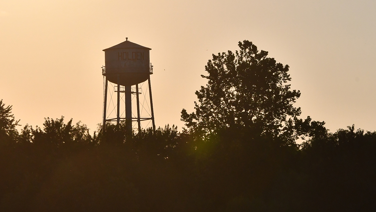 Водонапорная башня рухнула в поселке Палех Ивановской области