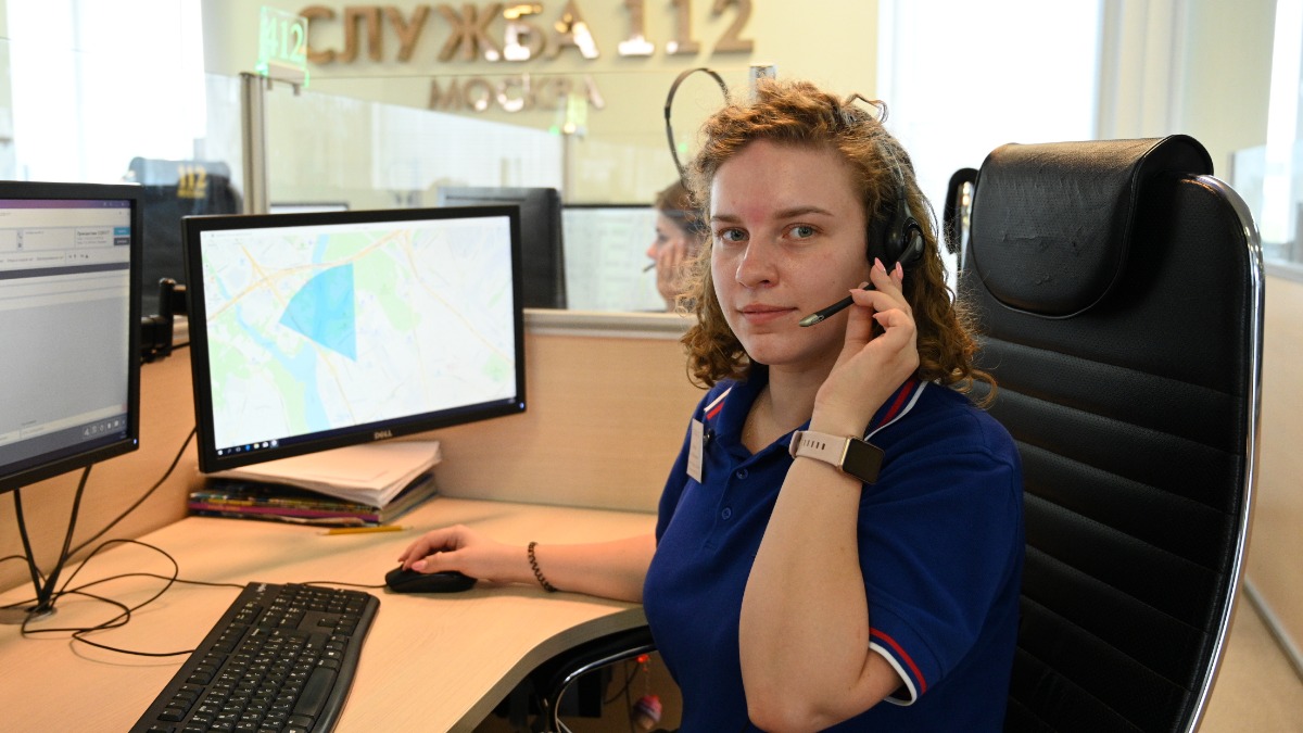 Специалист по приему и обработке экстренных вызовов «Системы 112» города Москвы Анна Лебедева