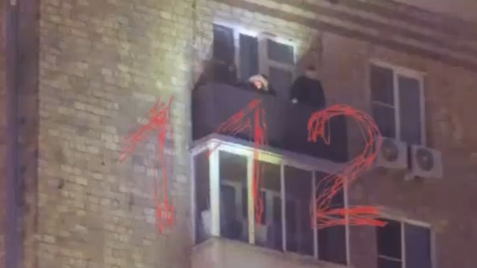 Столичные врачи оказывают помощь пострадавшим при пожаре на Пресненском Валу