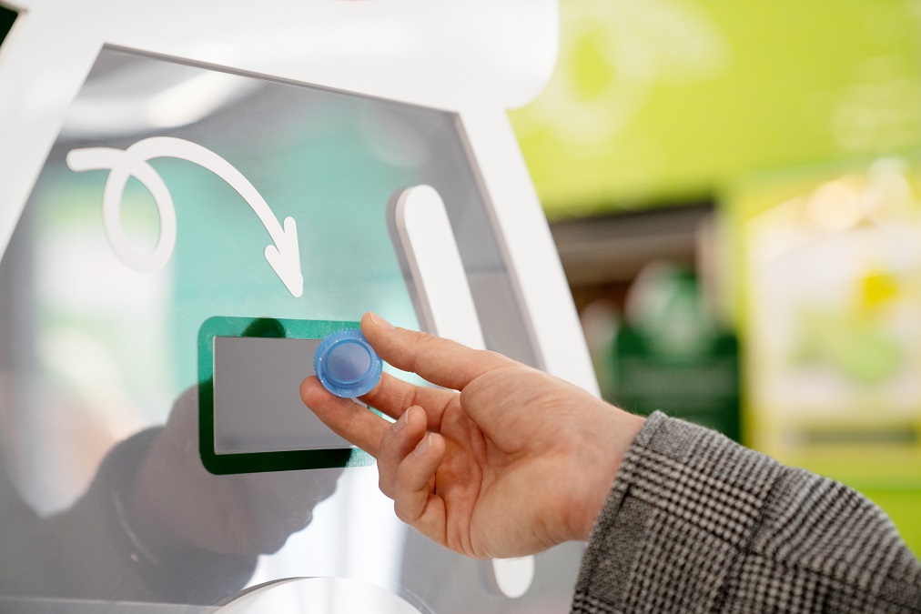 «Перекресток» раздал более 70 000 килограмм продуктов и товаров первой необходимости людям, оказавшимся в трудной жизненной ситуации