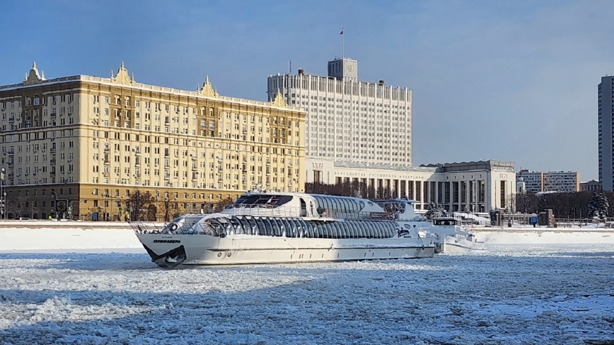 В подарок — ужин с видом на набережные Москвы-реки