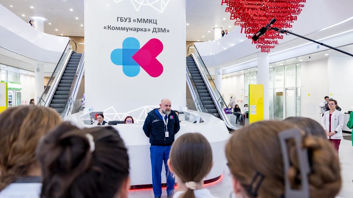 Анастасия Ракова рассказала о расширении форматов профориентации для будущих врачей в Москве