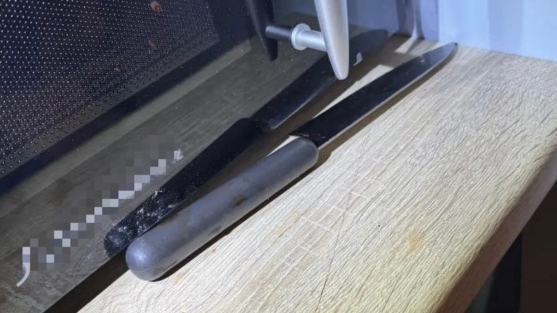 Петербурженка в День всех влюбленных ударила ножом сожителя, не оценившего ремонт