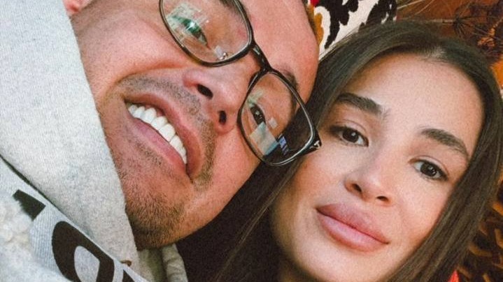 «Любви всем»: рэпер Гуф возобновил отношения с экс-невестой Разият Салаховой