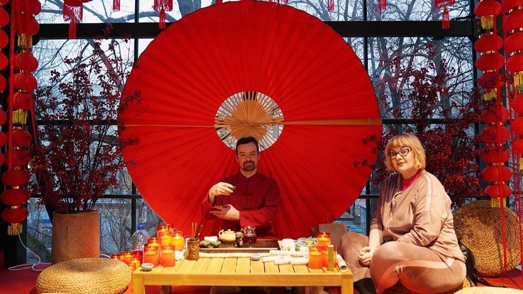 Столичный бизнес приглашает отметить китайский Новый год и Масленицу