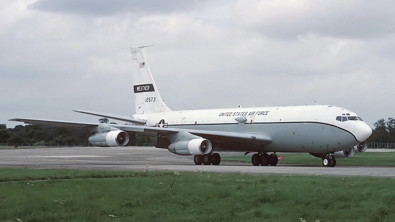 Ядерный самолет-разведчик США подал сигнал бедствия у берегов Великобритании