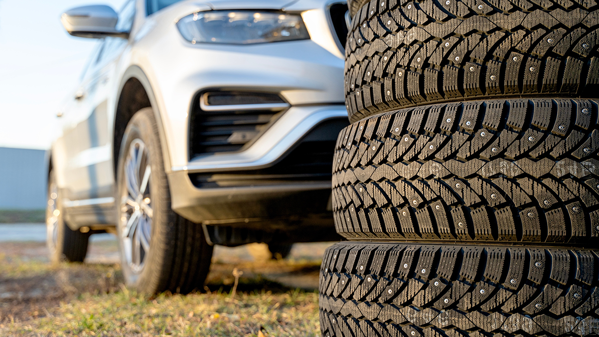 Сколько будет стоить «переобуть» авто весной в Москве