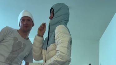 Ски-альпинист Филиппов показал одежду со срезанными бирками, выданную на ОИ