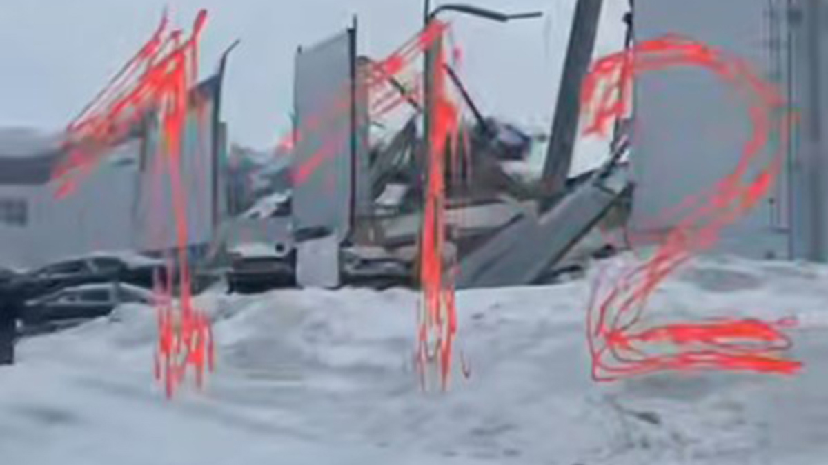 Губернатор Артамонов назвал причину обрушения крыши завода в Липецкой области