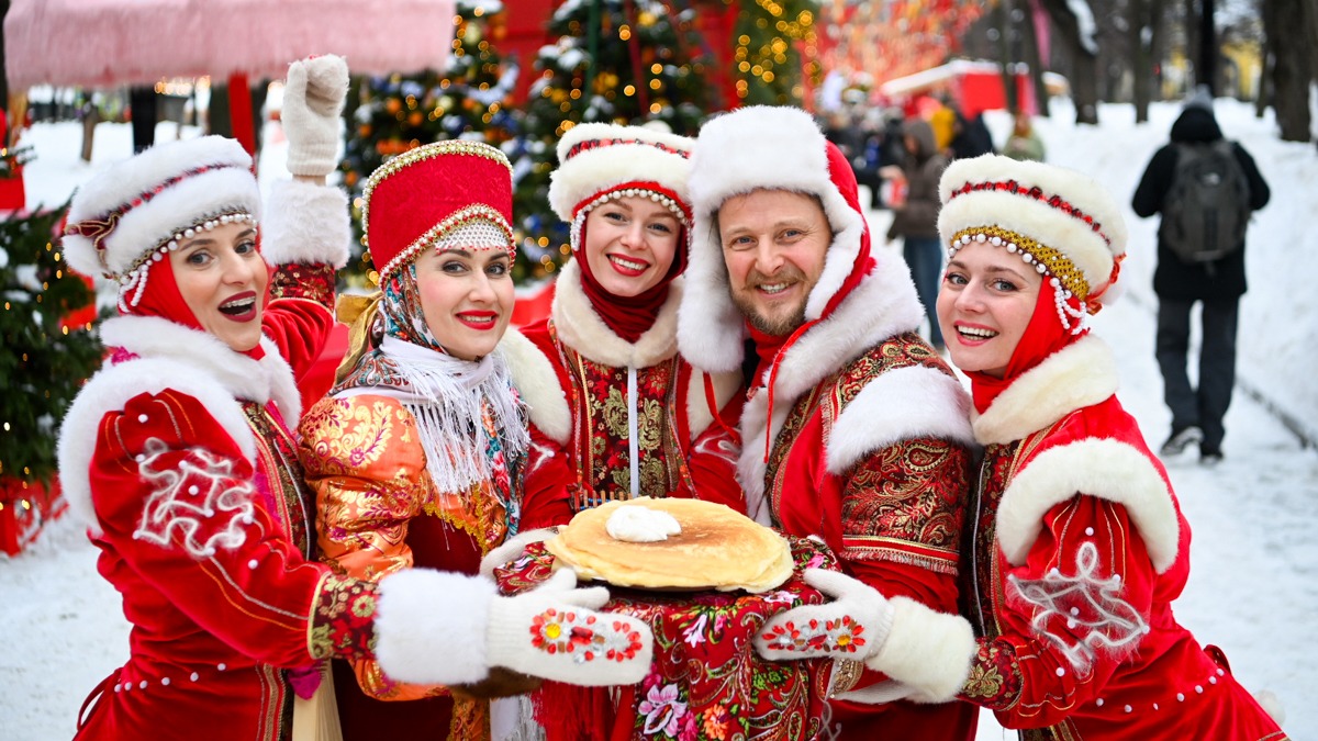 Народные гулянья и спортивные активности: в столице завершился фестиваль «Масленица»