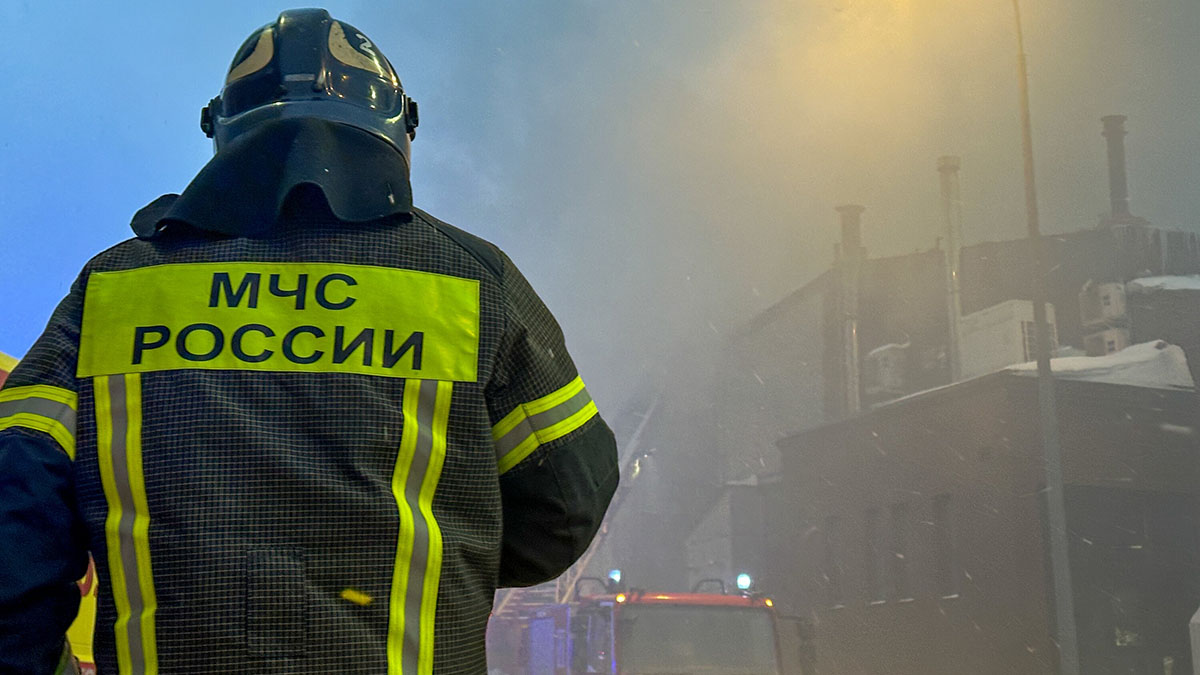 Возникший после атаки ВСУ пожар на заводе «Дорогобуж» под Смоленском потушили