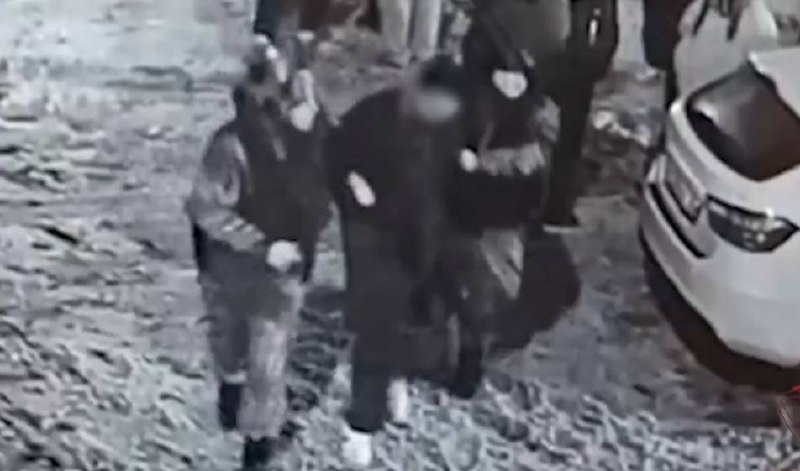 Пьяный мужчина ранил ножом посетителя ресторана в Шатуре