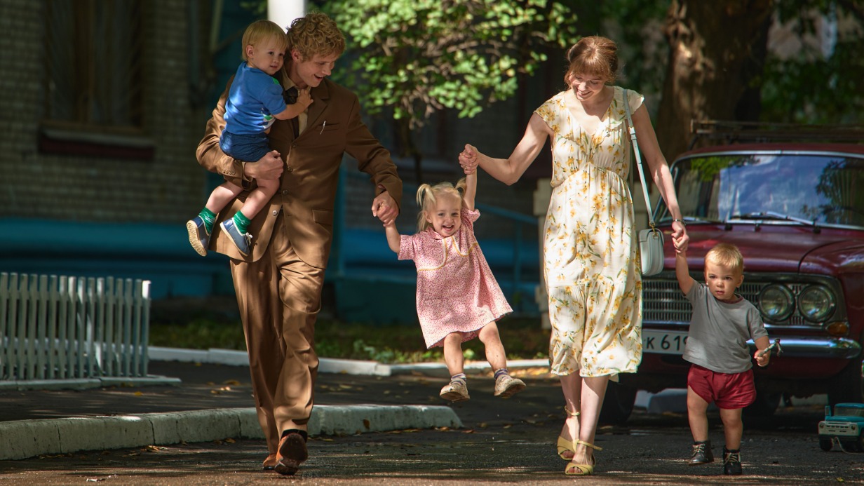 «Время Счастливых»: дата выхода, трейлер, кадры, сюжет, актеры и создатели