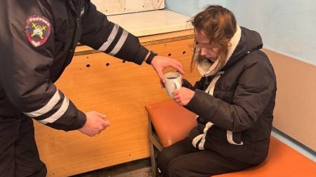 В Свердловской области нашли пропавшую девочку, уснувшую на могиле бабушки