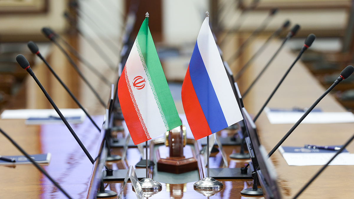 Глава МИД Ирана заявил о политической поддержке со стороны России и Китая