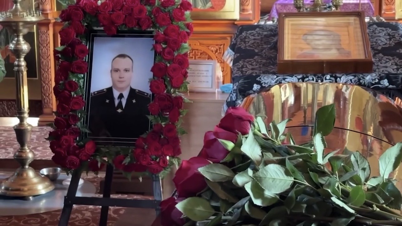 Прощание с погибшим при взрыве у Савеловского вокзала полицейским прошло в Белгороде