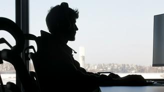 Почему зумеры отказываются от стабильной работы