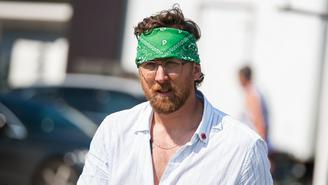 Поколение зумеров ходит по головам: актер Данила Якушев — о конкуренции в профессии